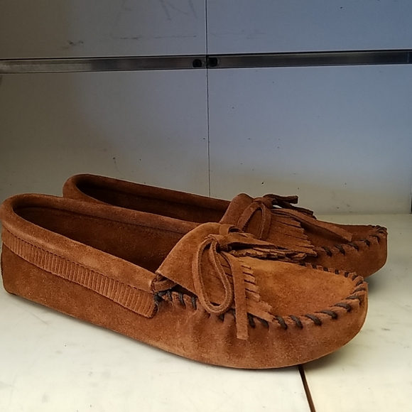 Minnetonka Shoes - New Women's Minnetonka 102 Kilty SoftSole